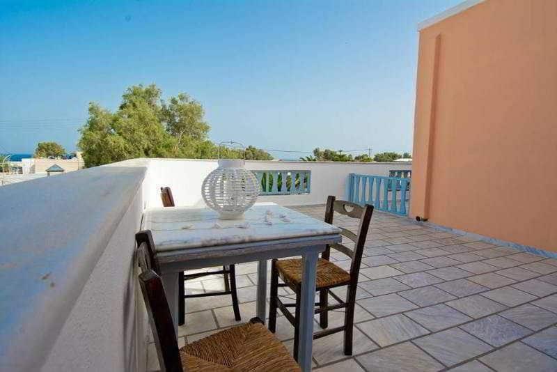 Jojo Beach Hotel & Bar Agios Georgios  Eksteriør bilde